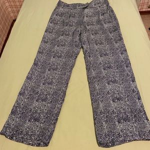 CARLISLE 100% silk pants sz 10 $50